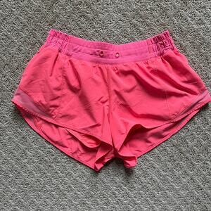 Lululemon Hotty Hot Short Flash Light sz 6